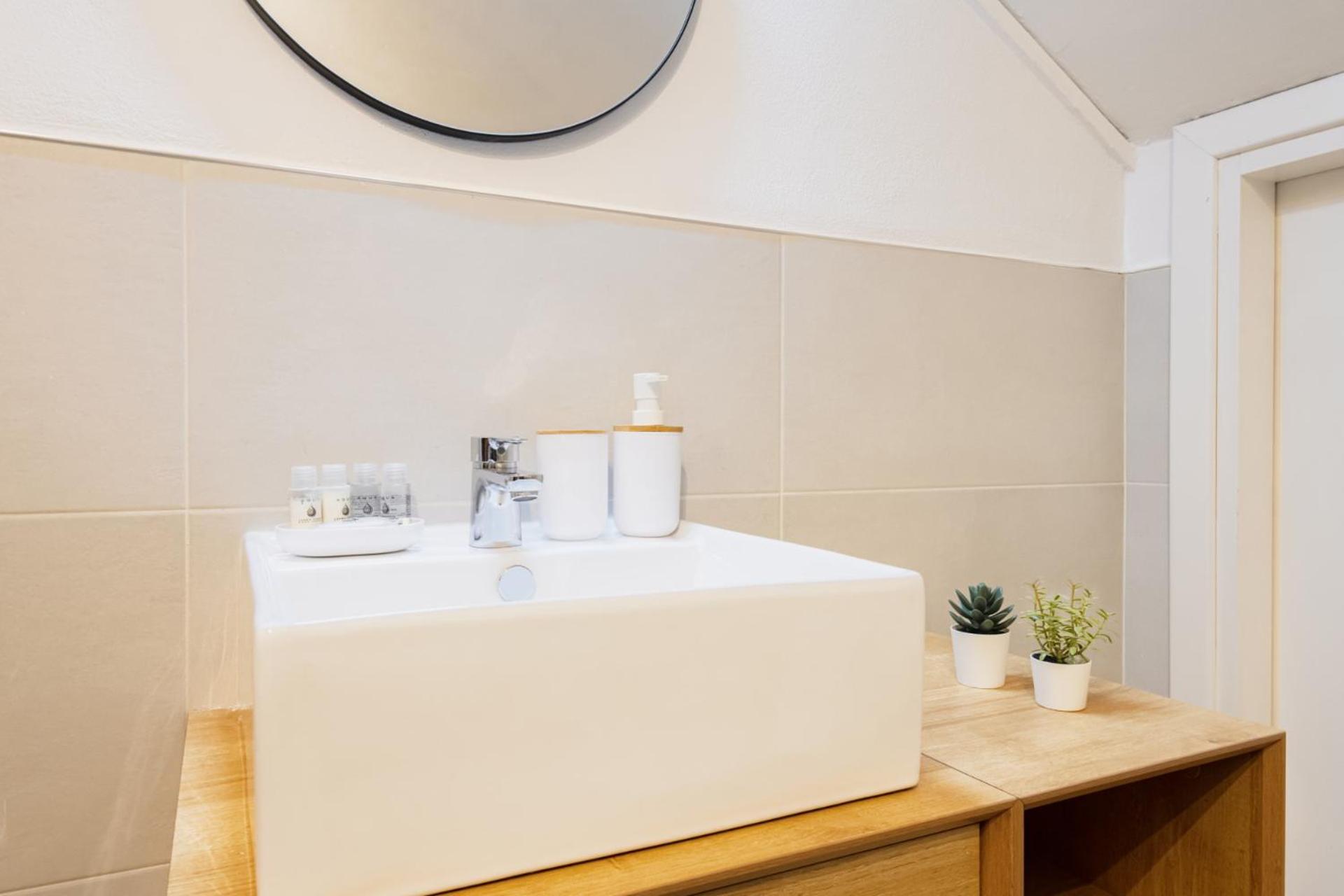 Appartement Easylife - Oasi Di Stile In Sant'Ambrogio à Milan Extérieur photo